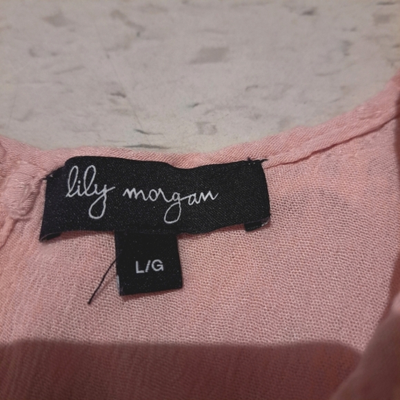 Lily Morgan | Pink cold shoulder t shirt with lace details - Picture 11 of 13
